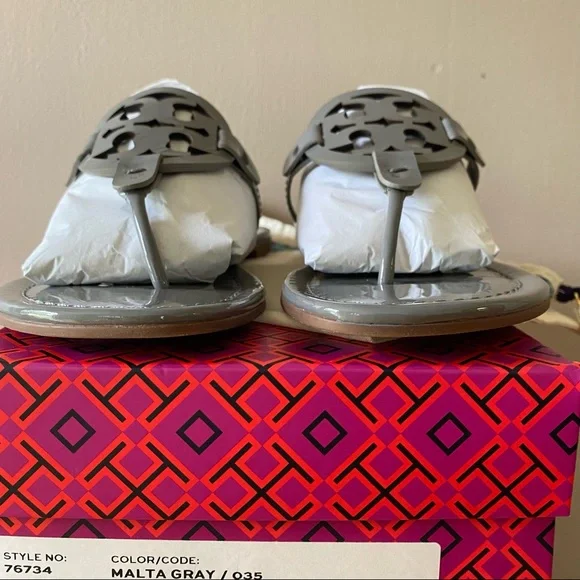 Tory Burch Patent Malta Gray Leather Sandal - Picture 3 of 9